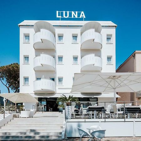 Hotel Luna Lignano Sabbiadoro Exterior photo